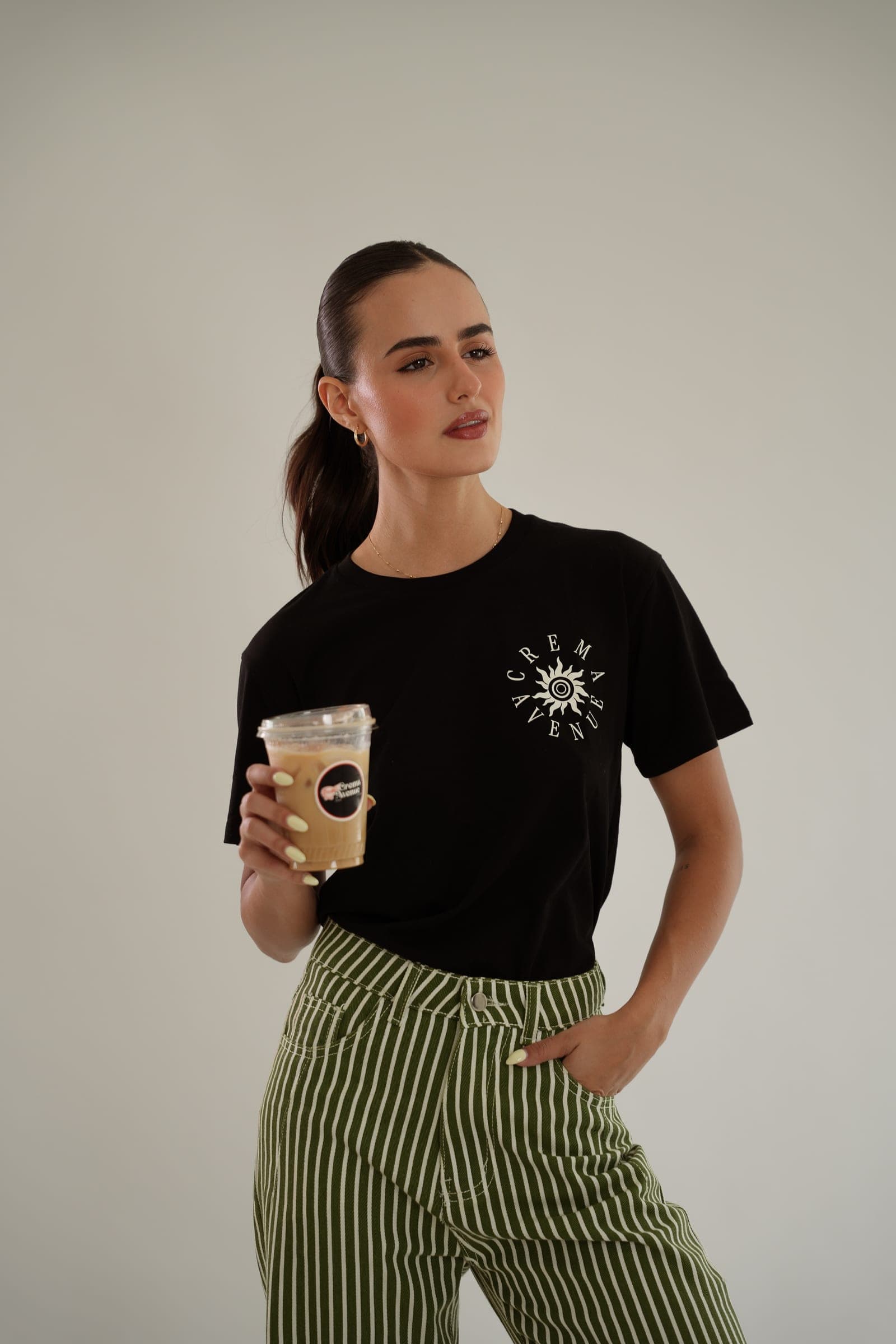 Crema Avenue tee, chest print